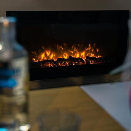 "Elegance" Central Luxury Apartment Piraeus Bagian luar foto