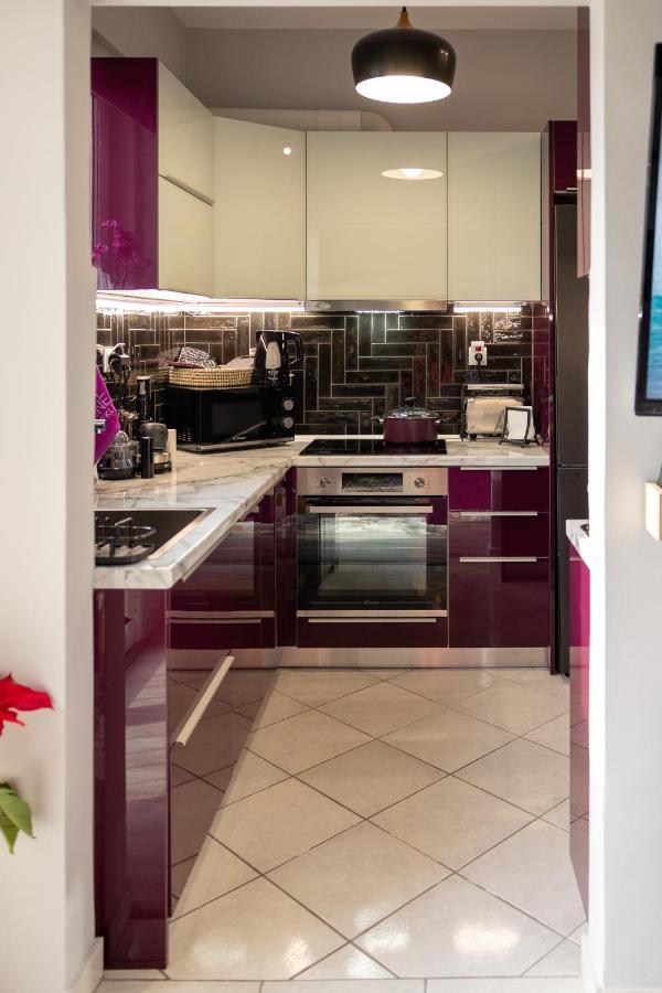 "Elegance" Central Luxury Apartment Piraeus Bagian luar foto