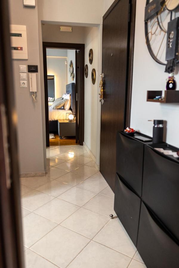 "Elegance" Central Luxury Apartment Piraeus Bagian luar foto